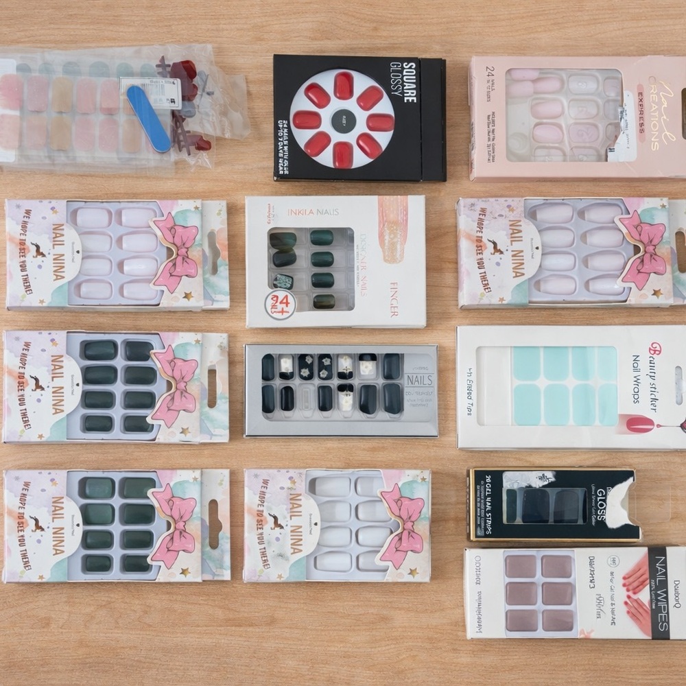 Assorted Press-On Nail Sets - Pink, White, Green, Black, Red